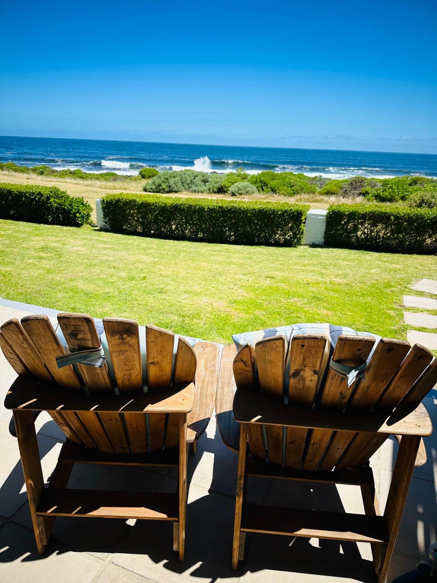 Seapearl Oceanfront Villa And Cottage Hermanus Exteriér fotografie